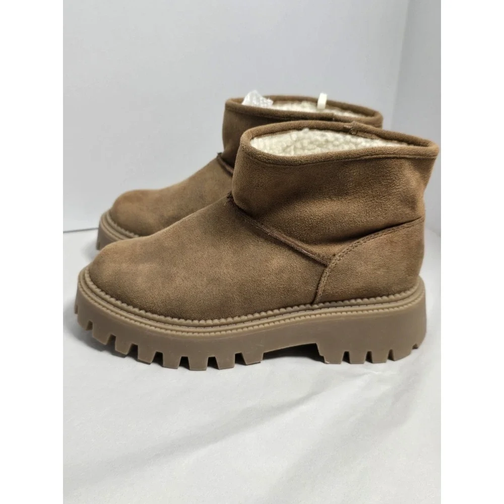 New Dolce Vita Kandy Girls Youth‎ Boots Size 2  Faux Fur
